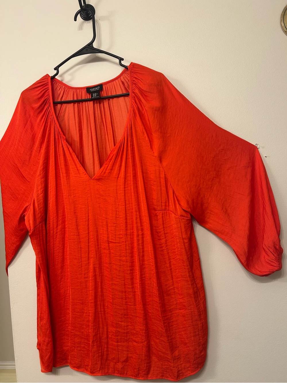 Jones & Co V-Neck Sleeve Balloon Sleeved Top in Orange
